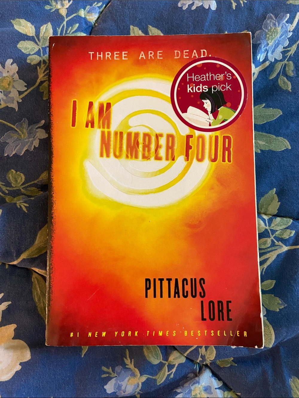 I Am Number Four by - Red/Orange Paperback